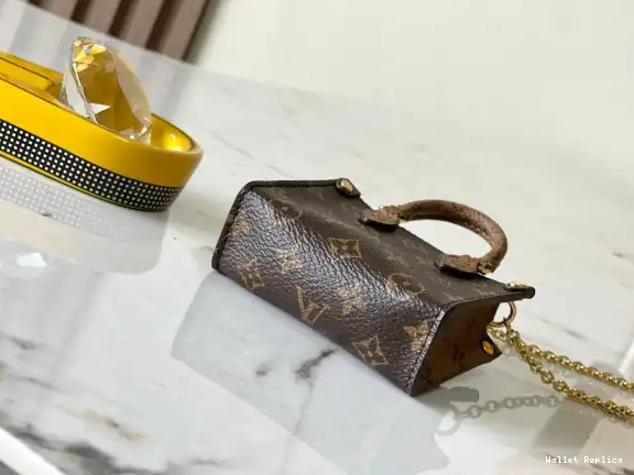 Cheap MICRO-8.5*3.5*10.5CM VUITTON LOUIS ONTHEGO 0531